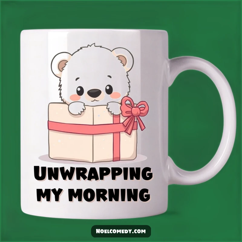 Funny Bear Cub Mug: Curious Peek from Gift, Perfect Humorous Christmas Gift for Animal Lovers
